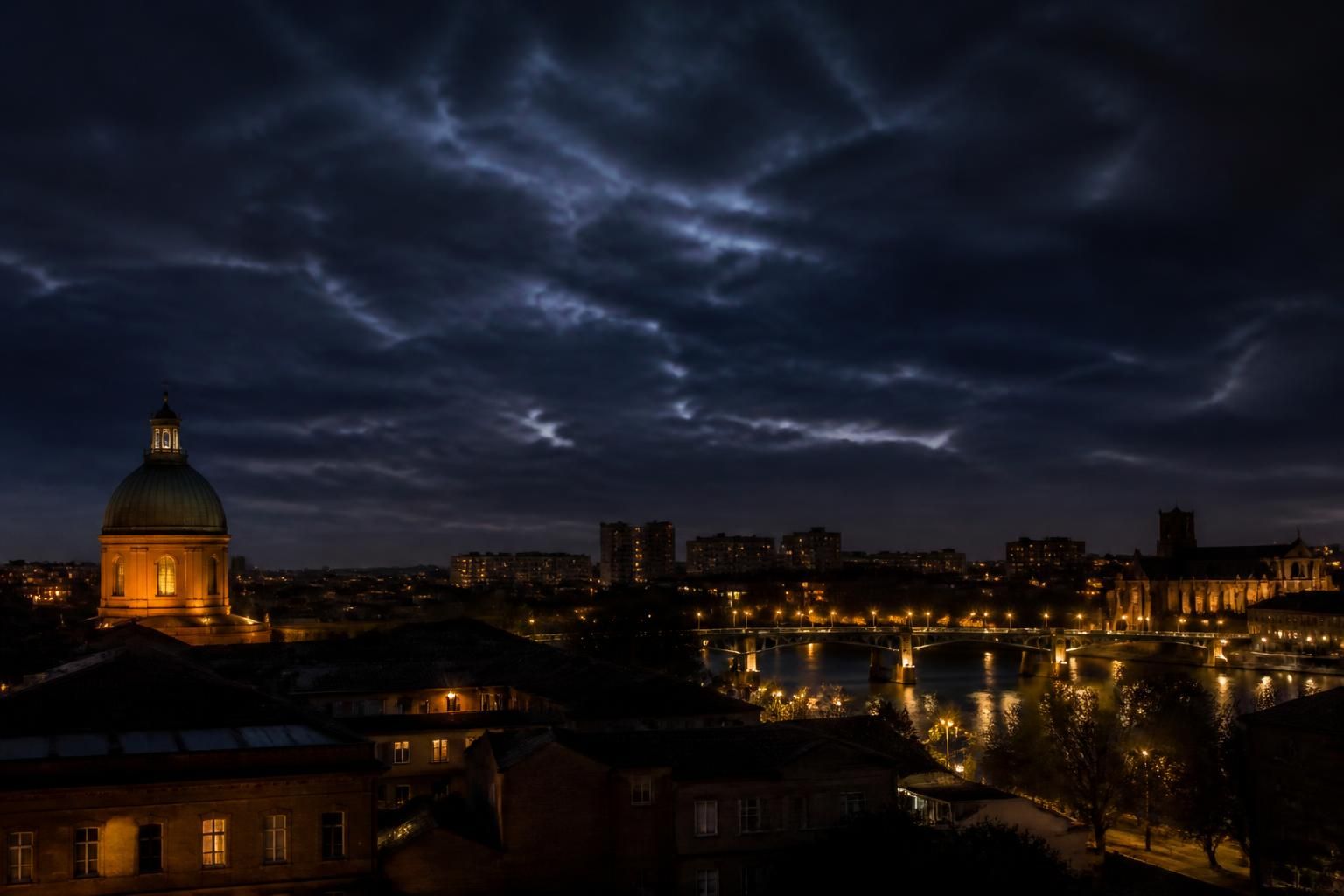 découvrez les prévisions météo pour toulouse demain : température, précipitations, et conditions générales pour bien préparer votre journée.